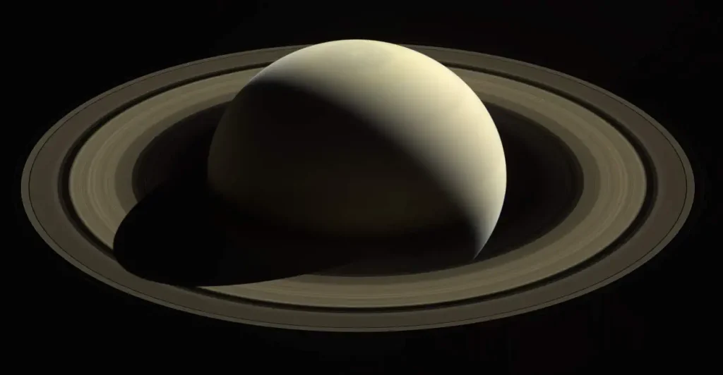 Cassini image of Saturn and its rings [October 28, 2016]